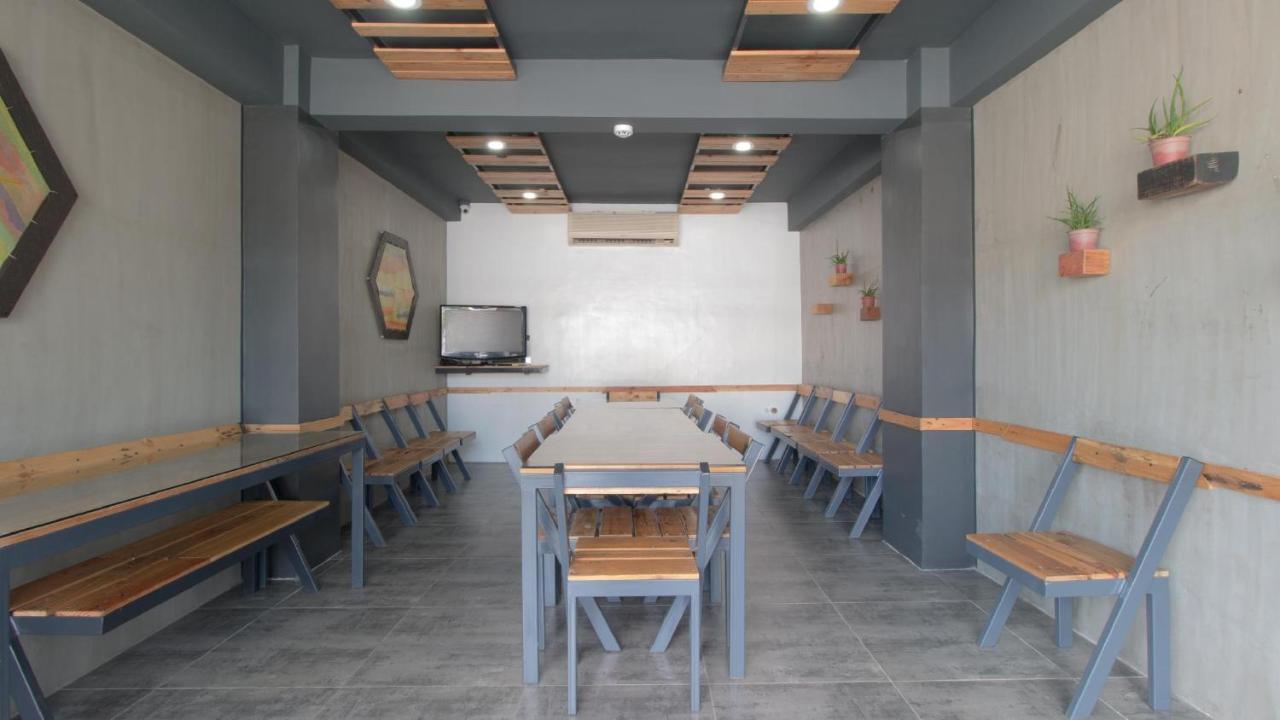 RedDoorz Plus @ Taft North Mandurriao Iloilo City Exterior foto