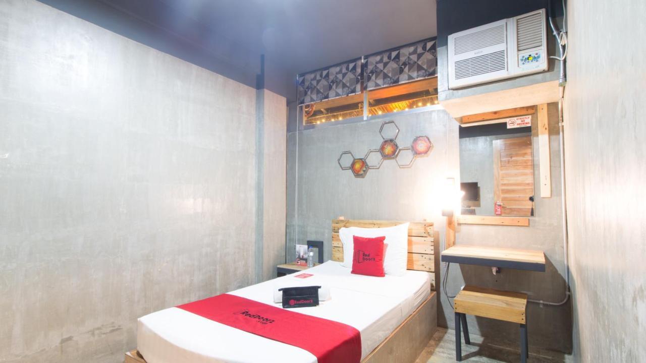 RedDoorz Plus @ Taft North Mandurriao Iloilo City Exterior foto