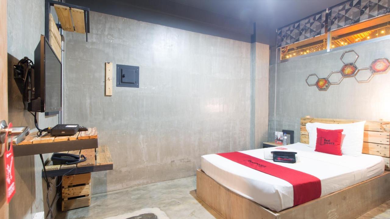 RedDoorz Plus @ Taft North Mandurriao Iloilo City Exterior foto