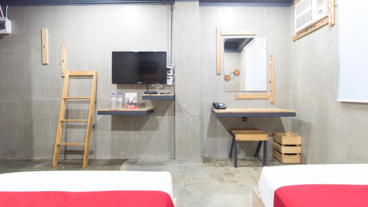 RedDoorz Plus @ Taft North Mandurriao Iloilo City Exterior foto